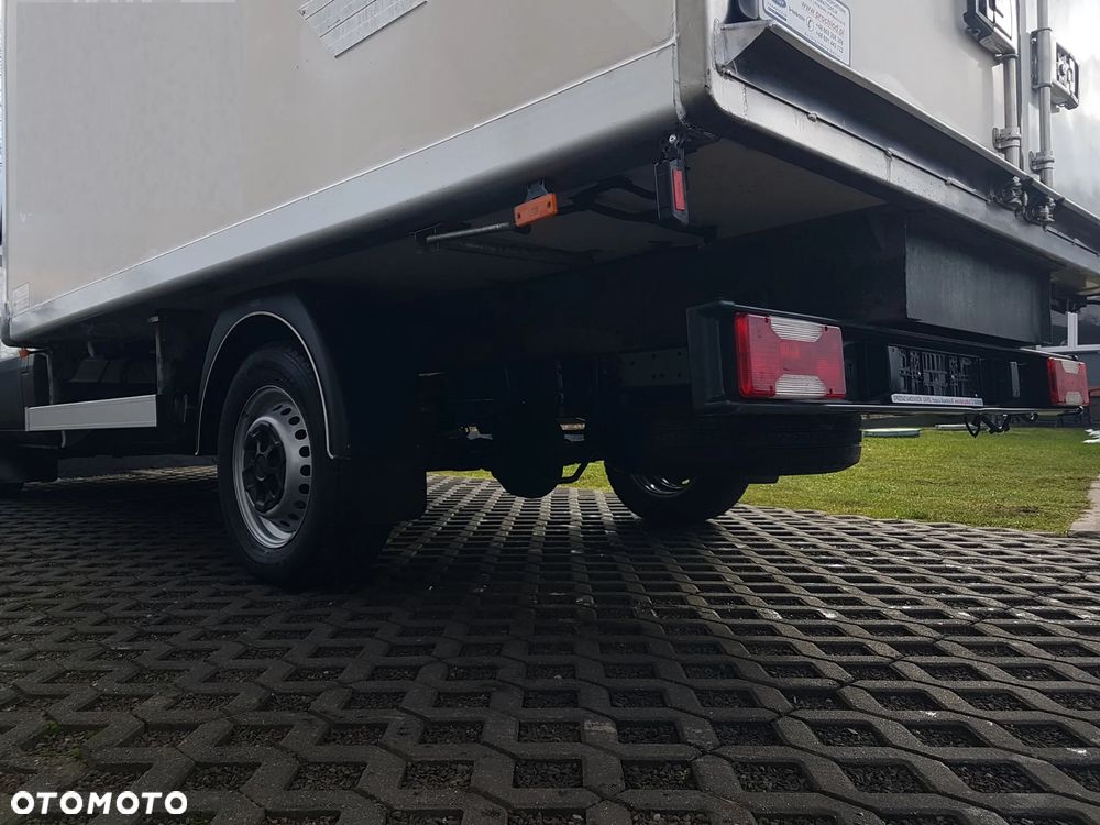 Iveco DAILY 6EP CHŁODNIA MROŹNIA IZOTERMA AGREGAT THERMO KING V-200 MAX GRZANIE ZASILANIE Z SILNIKA + ELEKTRYCZNE - 26