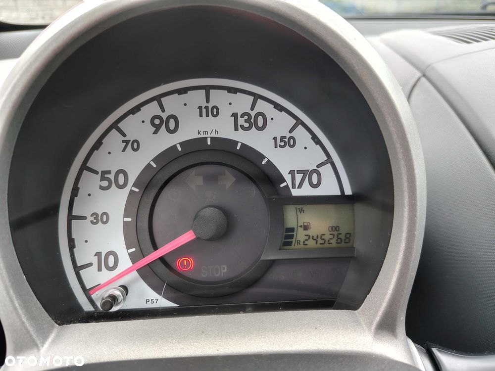 Peugeot 107 - 8