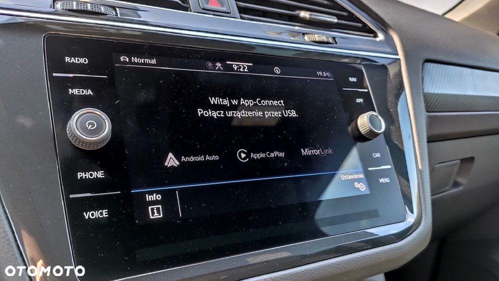 Volkswagen Tiguan - 22