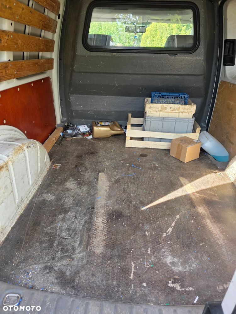 Volkswagen Caddy Standard - 11