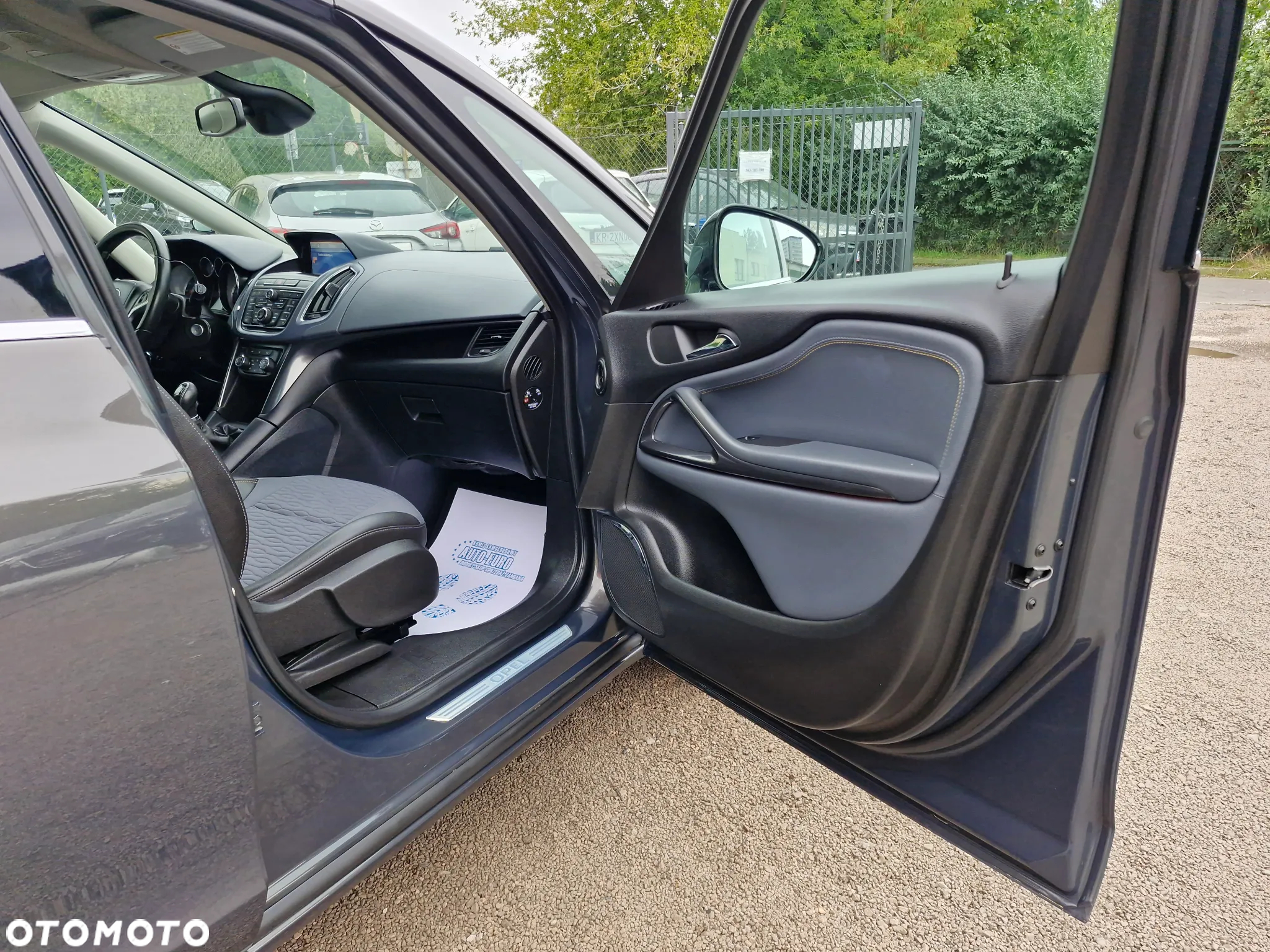 Opel Zafira 1.4 T Cosmo EU6 - 14