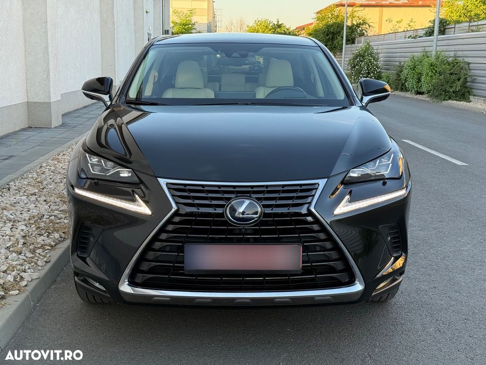 LEXUS NX 2019 — imagine 2