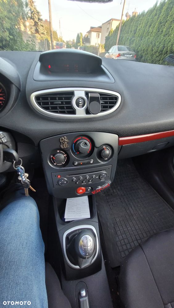 Renault Clio 1.2 16V Rip Curl - 8