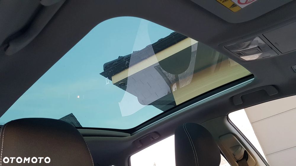 Toyota Avensis 2.0 D-4D Prestige - 22