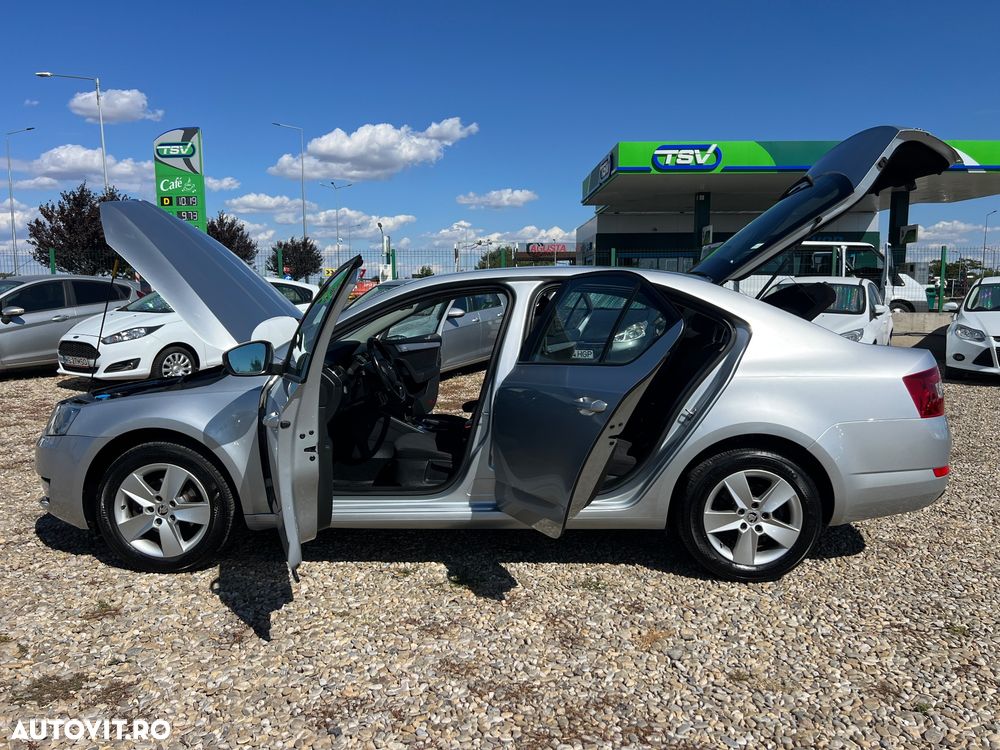 Skoda Octavia 1.2 TSI STYLE - 12