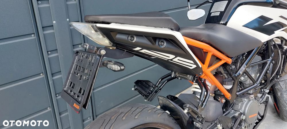 KTM Duke 125 - 28