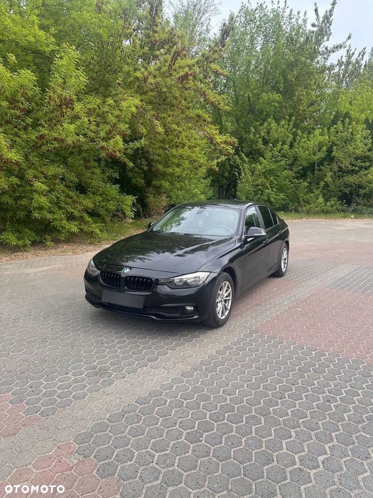 BMW Seria 3 316d - 9