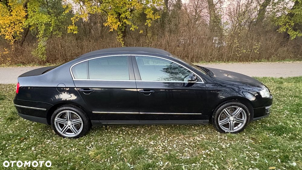 Volkswagen Passat 2.0 TDI Comfortline DSG - 22