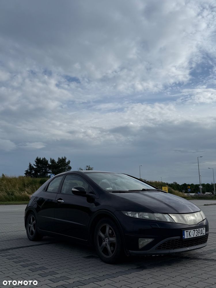 Honda Civic 1.8 Comfort - 1