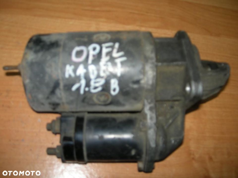 ROZRUSZNIK OPEL KADET 1.8B - 1