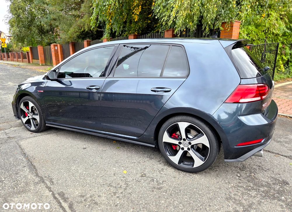 Volkswagen Golf GTI 2.0 TSI OPF DSG Performance - 4