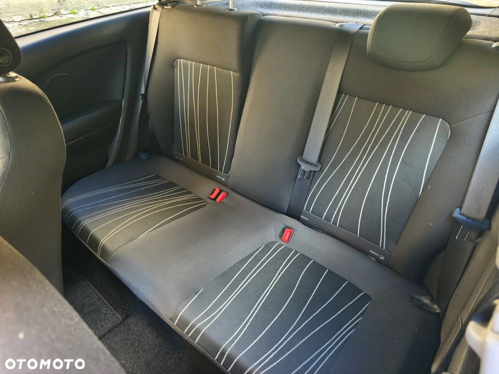 Opel Corsa 1.0 12V Innovation 110 Jahre - 10