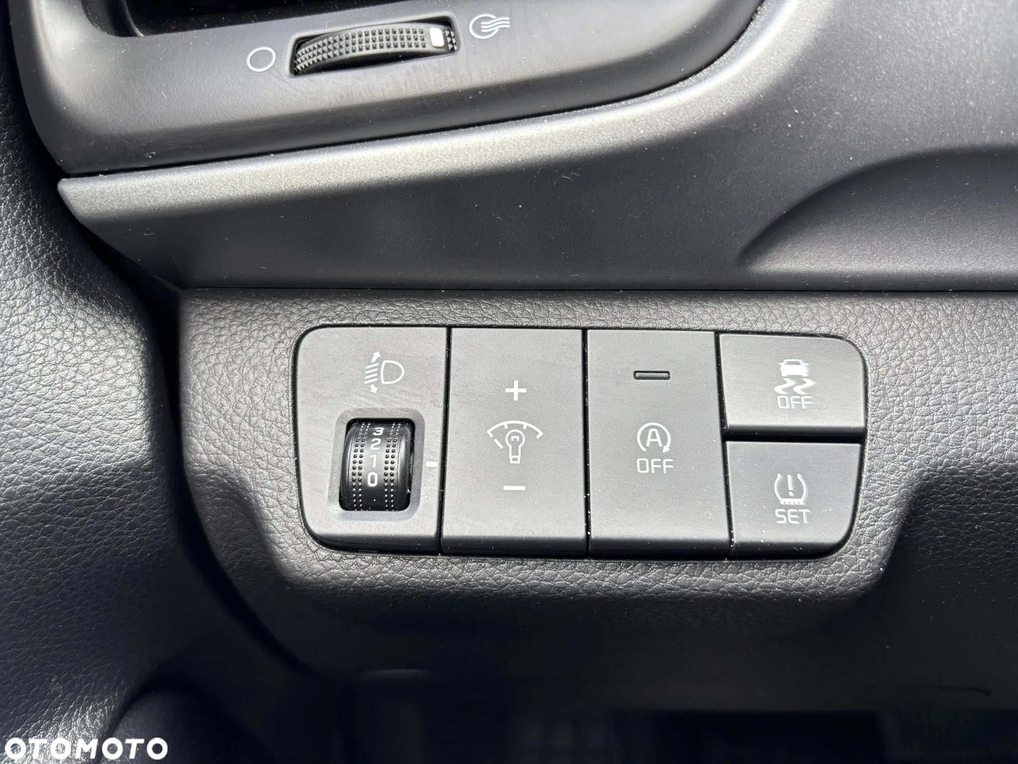 Kia Stonic 1.0 T-GDI M DCT - 28