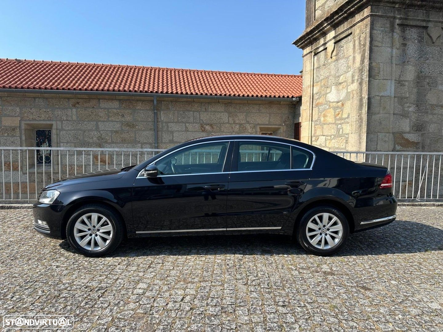 VW Passat 1.6 TDI BlueMotion - 23