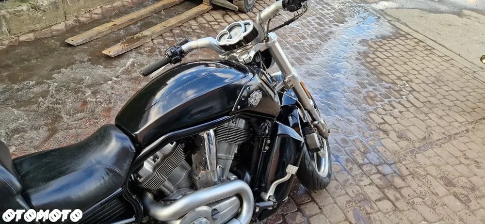 Harley-Davidson V-Rod Muscle - 28