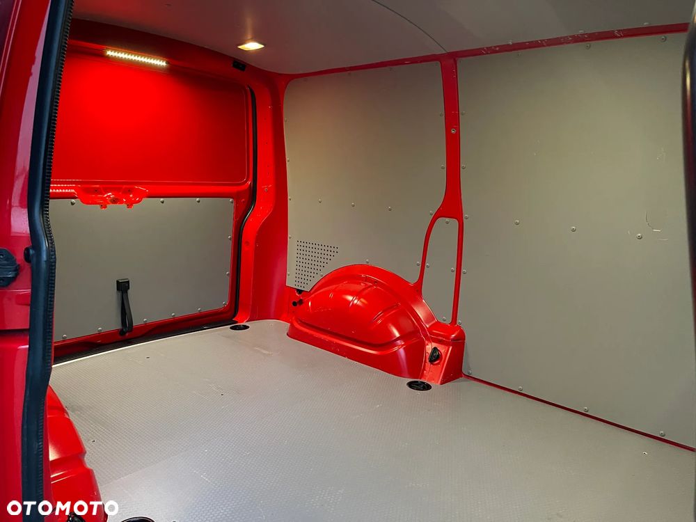 Volkswagen Transporter T6 L1H1 - 16