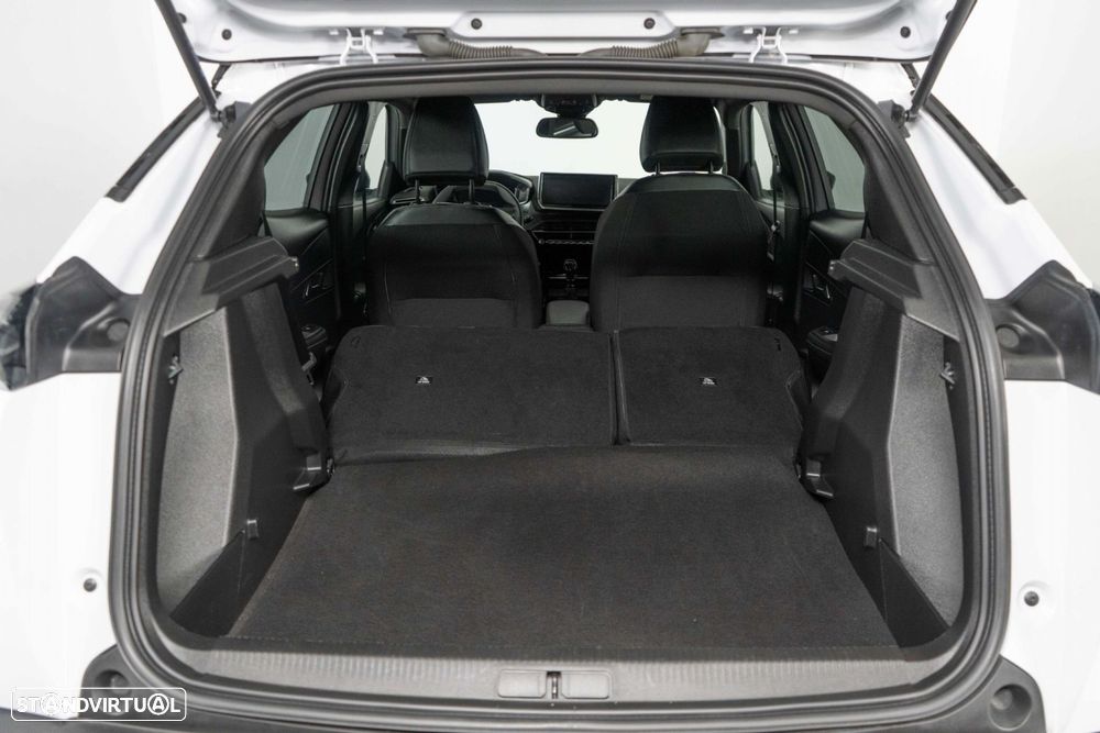 Peugeot 2008 1.2 PureTech Allure Pack - 23