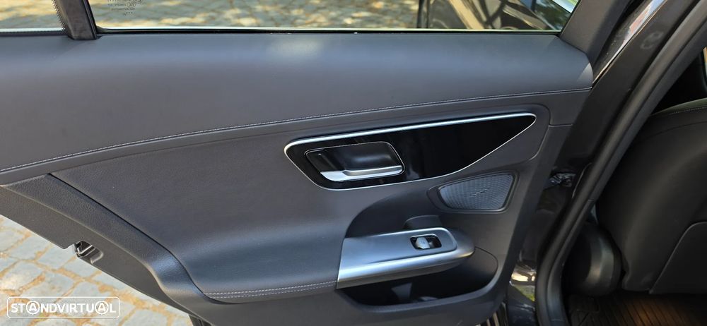 Mercedes-Benz C 300 e AMG Line - 50
