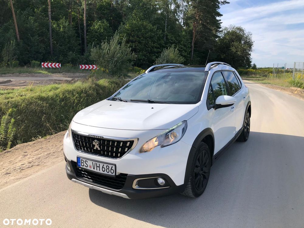 Peugeot 2008 1.6 BlueHDi Allure S&S - 6