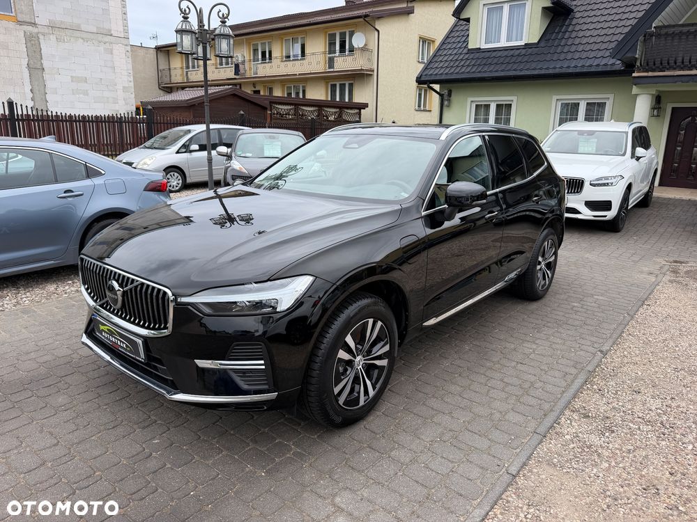 Volvo XC 60 T6 Plug-In Hybrid AWD Core - 21