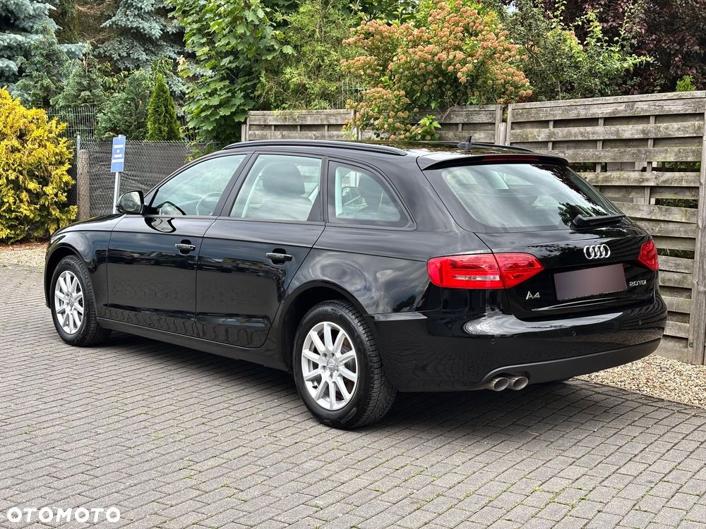 Audi A4 Avant 2.0 TDI DPF multitronic Ambiente - 4