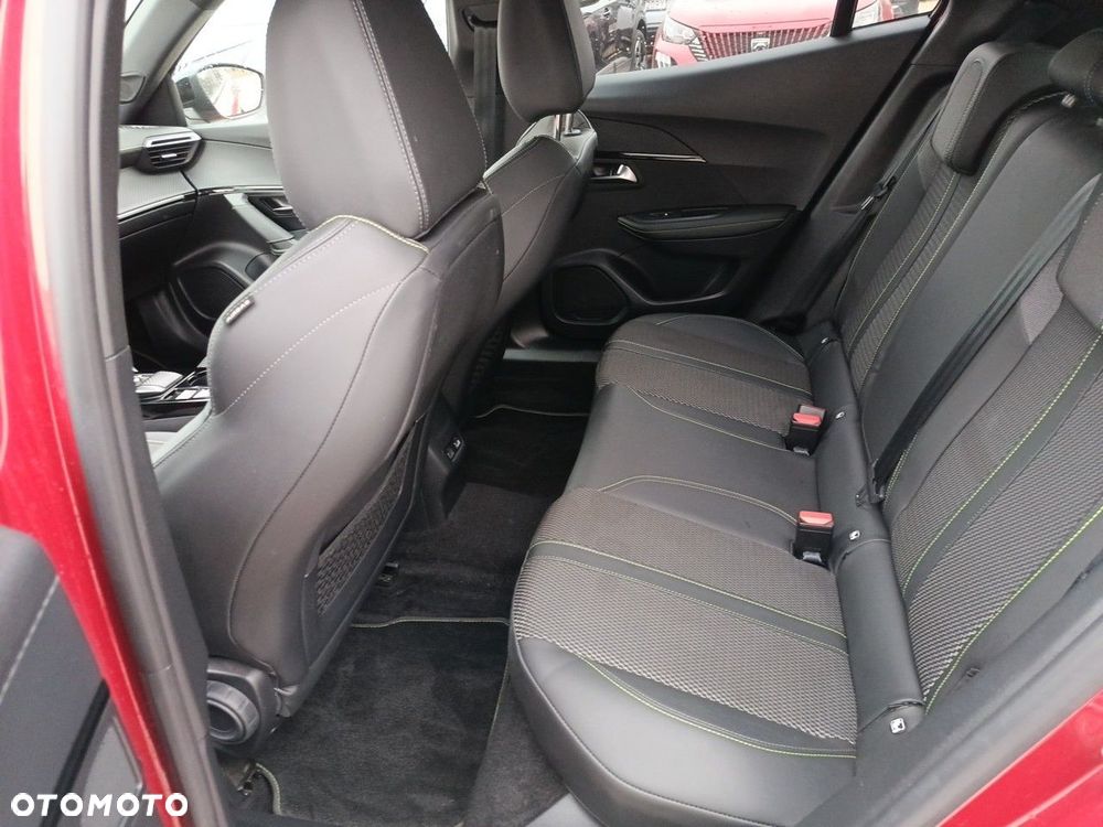 Peugeot 2008 1.2 PureTech Allure S&S EAT8 - 10