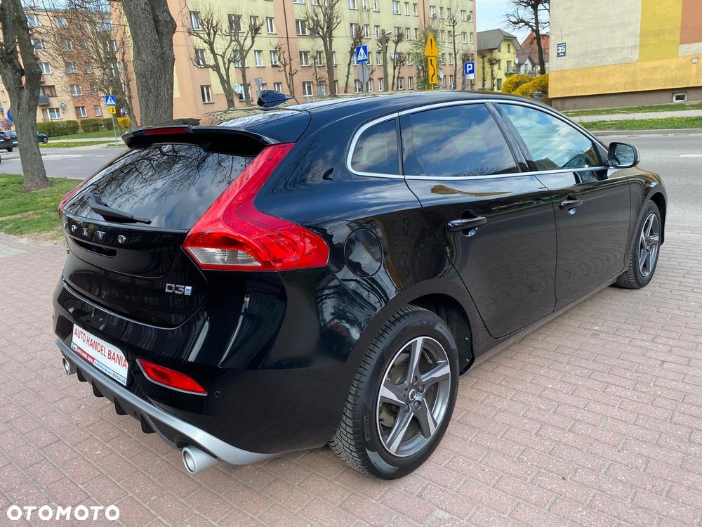 Volvo V40 D3 Geartronic RDesign - 17