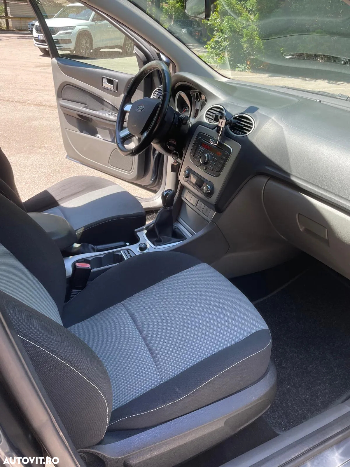 Ford Focus 1.6 TDCi Anniversary - 7