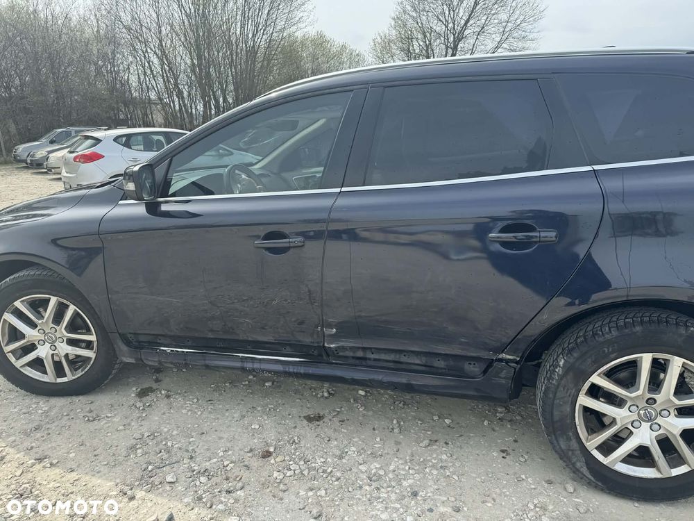 Volvo XC 60 D4 Inscription - 10