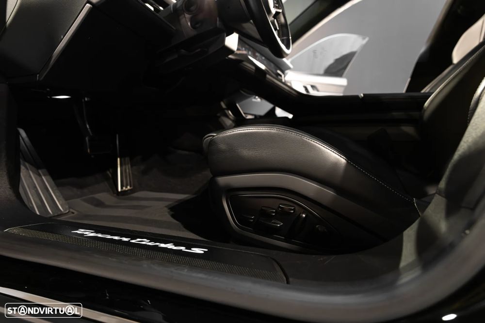 Porsche Taycan Cross Turismo Turbo S - 45