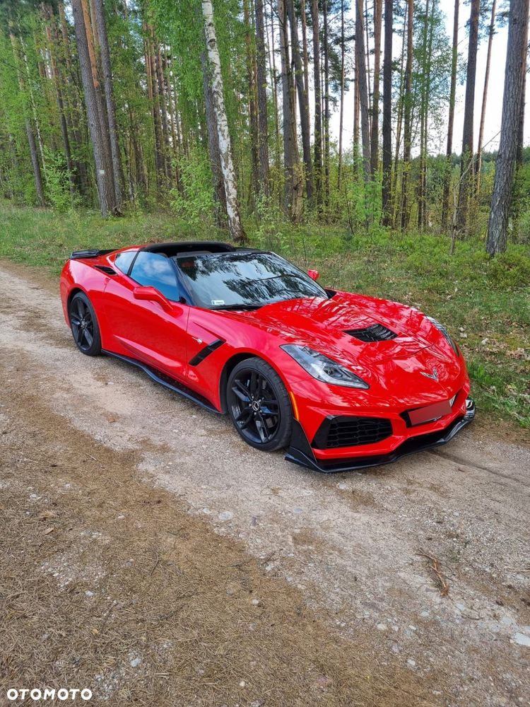 Chevrolet Corvette - 10