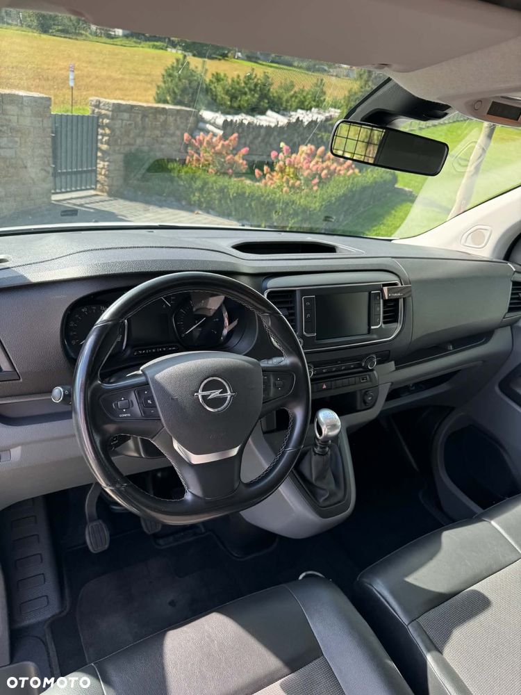 Opel Vivaro Kombi Compact 2,7t Enjoy - 8