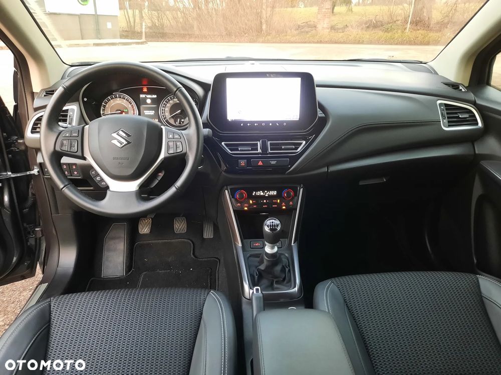 Suzuki SX4 S-Cross - 11