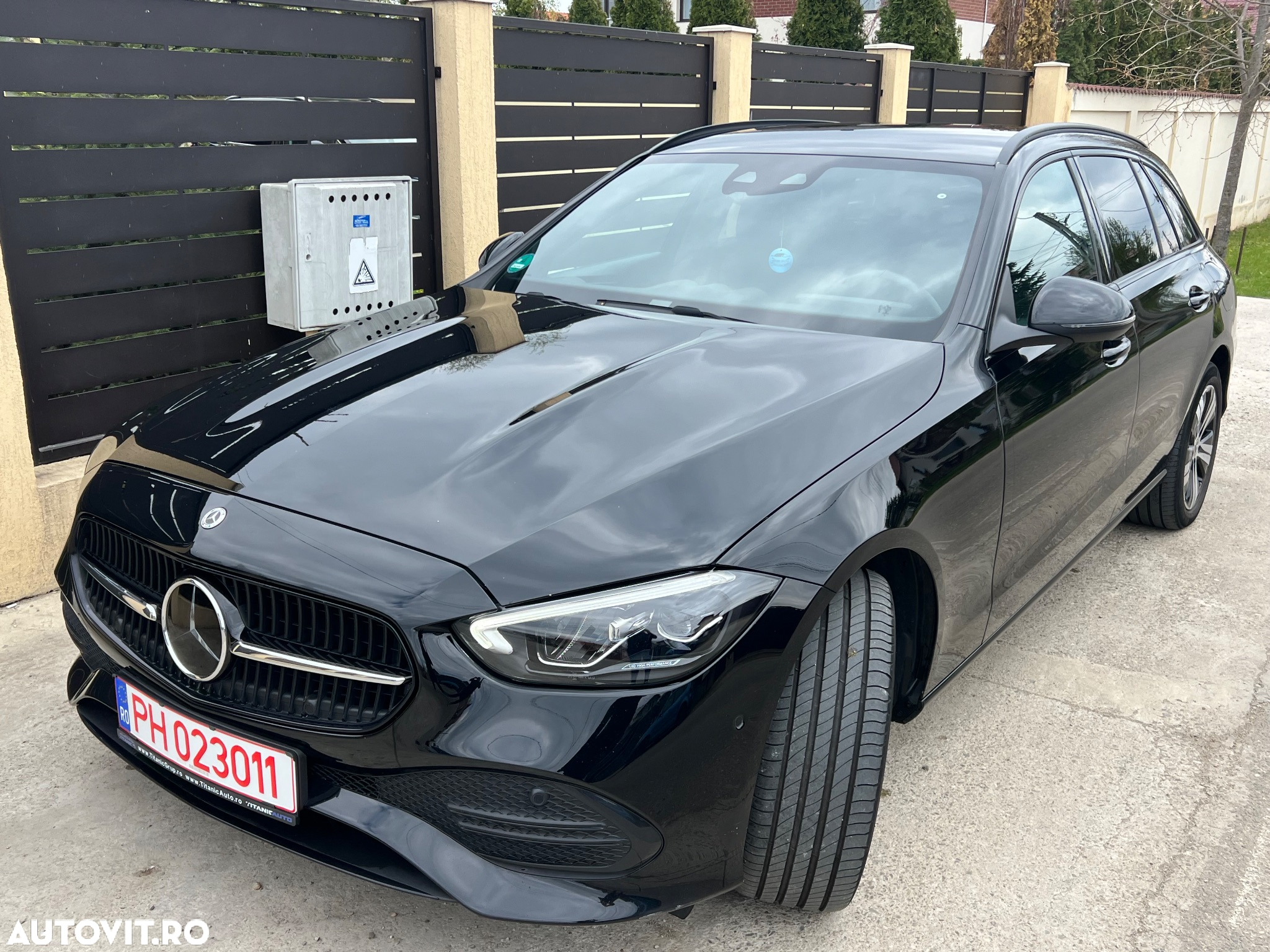 Mercedes-Benz C 300 e T 9G-TRONIC Avantgarde Advanced - 8