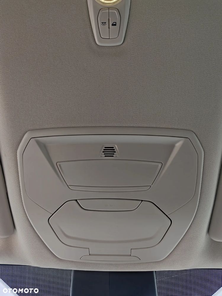 Ford Kuga 1.5 EcoBoost 2x4 Business Edition - 27