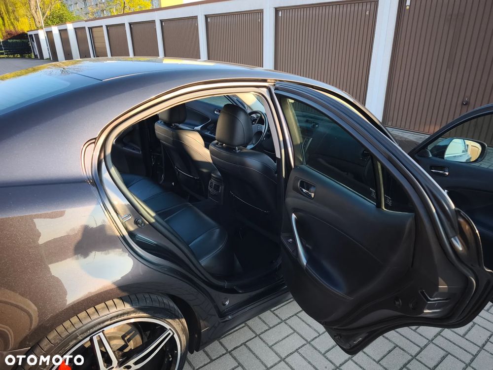 Lexus IS 250 Executive Line - 25