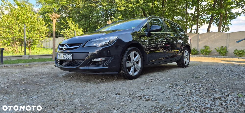 Opel Astra 1.4 Turbo Sport - 2
