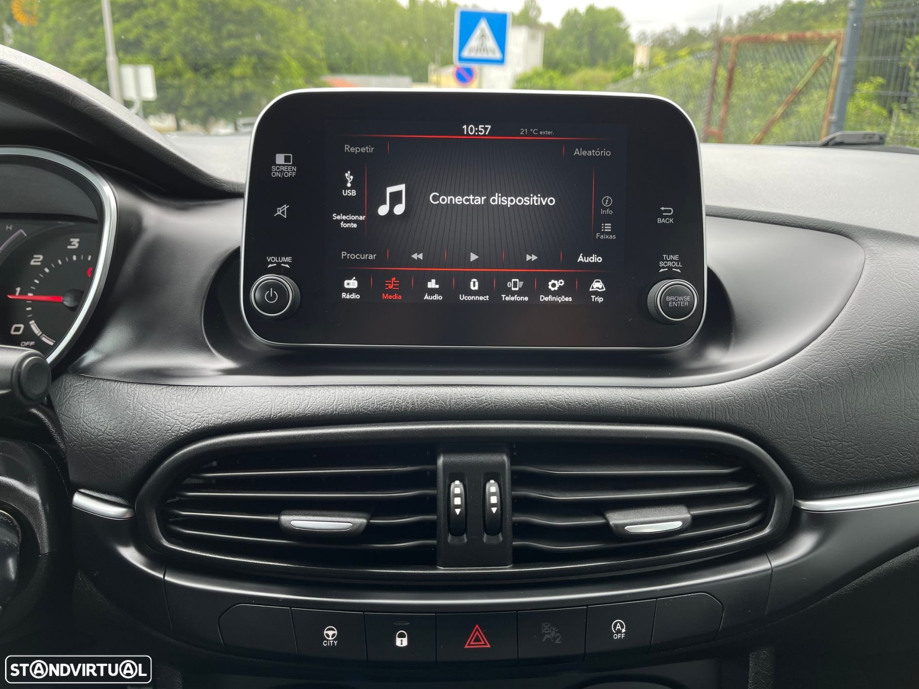 Fiat Tipo Station Wagon 1.3 M-Jet Lounge - 38