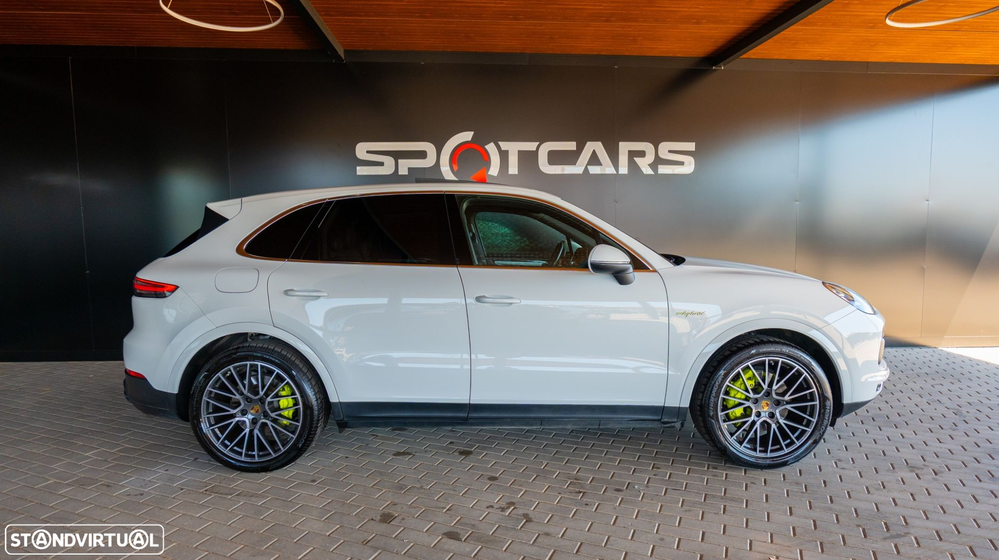 Porsche Cayenne E-Hybrid - 10