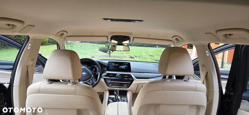 BMW Seria 5 520d Luxury Line - 23