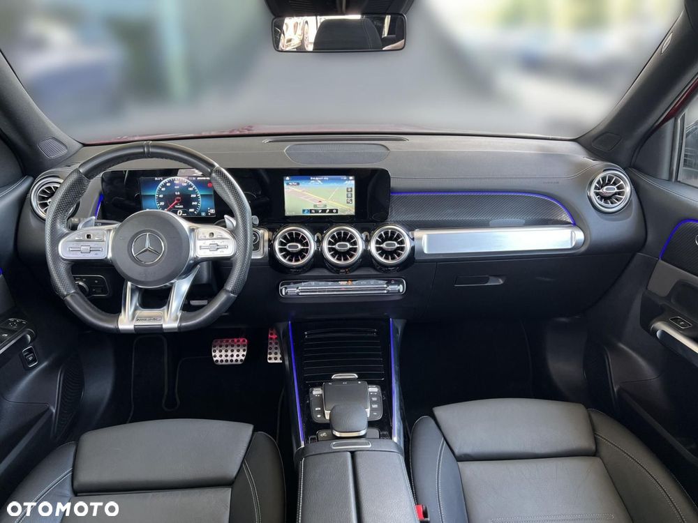 Mercedes-Benz GLB - 16