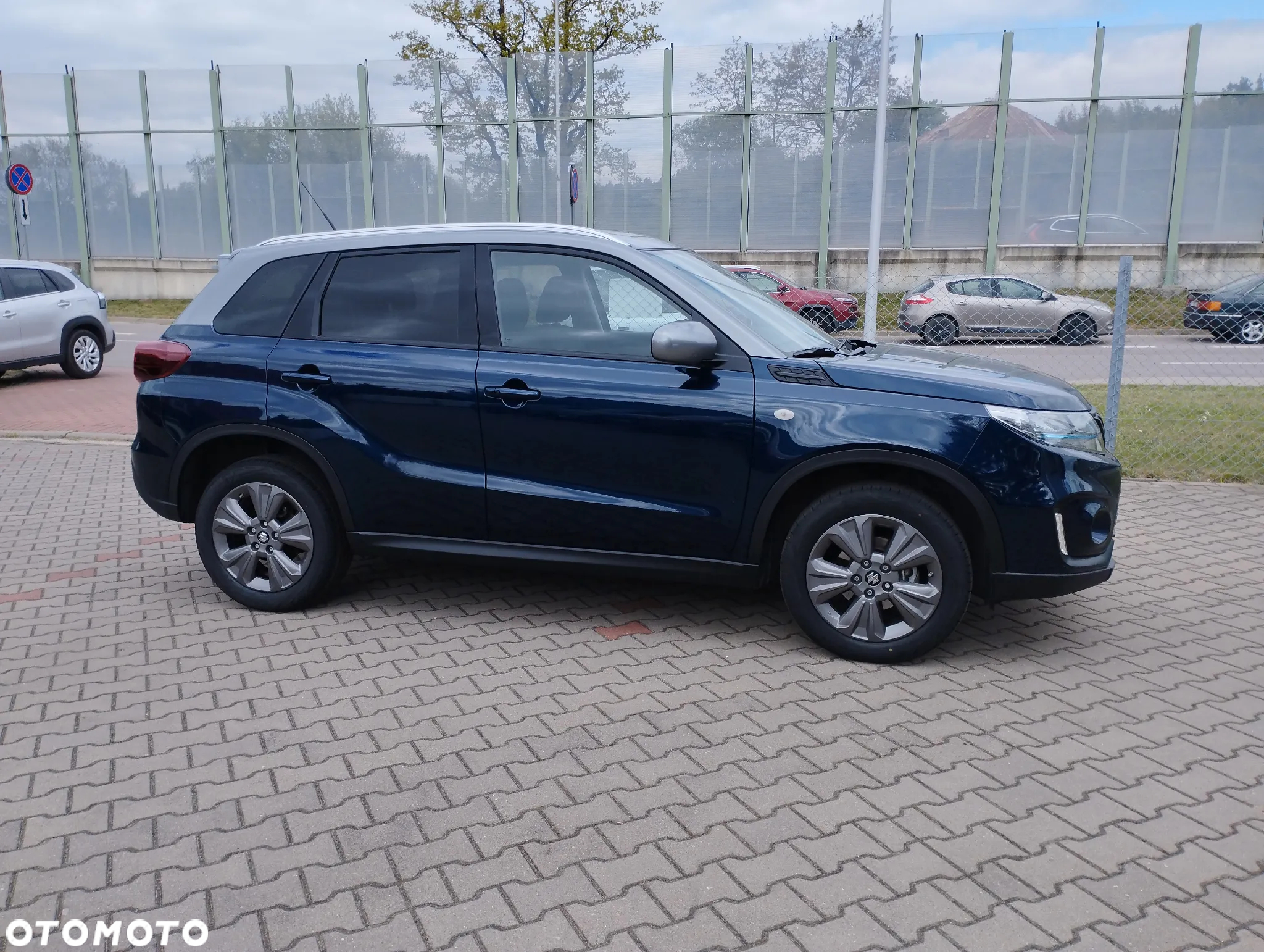 Suzuki Vitara 1.5 Strong Hybrid Premium 2WD AGS - 4