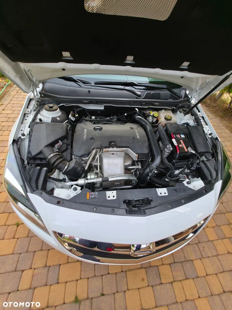 Opel Insignia - 9