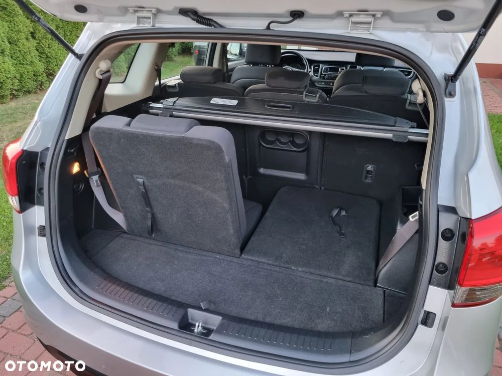 Kia Carens 1.7 CRDi M 7os - 26
