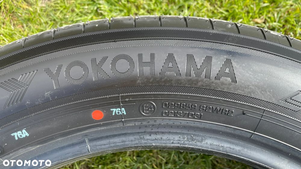 Opony Yokohama Advan V61 225/55 R18, przebieg 10 km, rok 2025 - 2