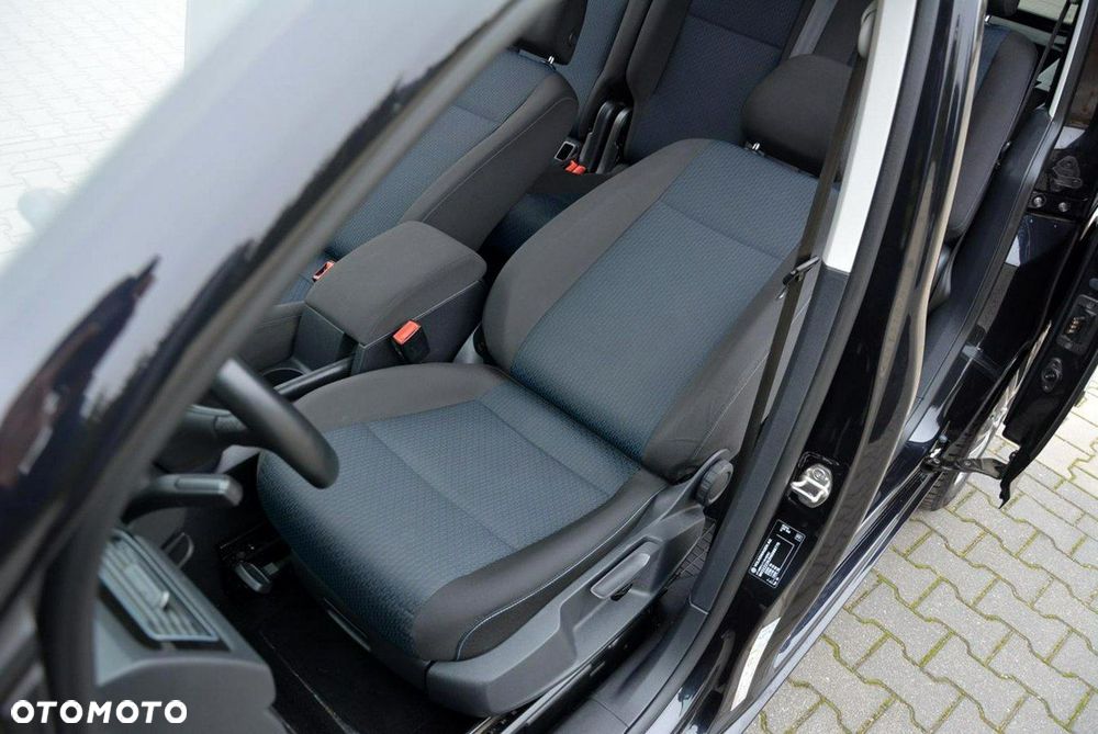 Volkswagen Caddy - 23