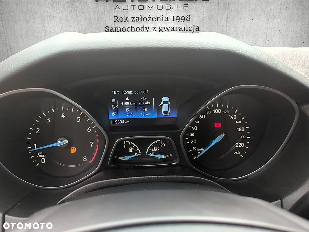 Ford Focus 1.0 EcoBoost Start-Stopp-System TITANIUM DESIGN - 12