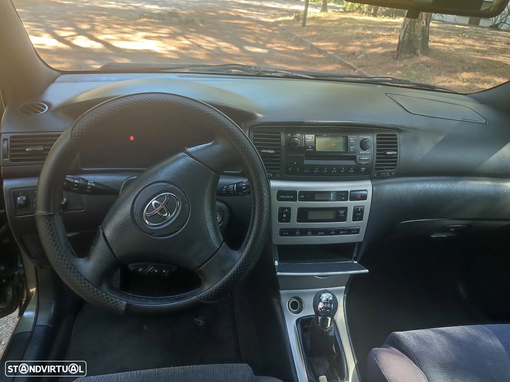 Toyota Corolla 1.6 Sol - 11