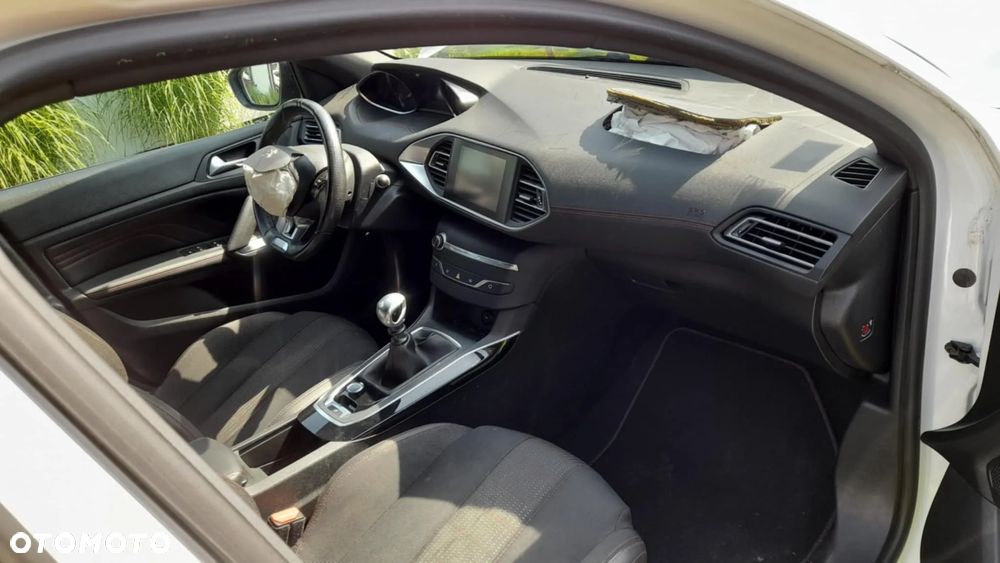 Peugeot 308 PureTech 130 Stop & Start GT-Line Edition - 12