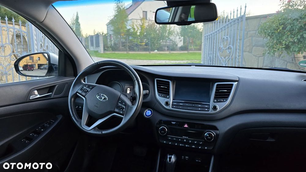 Hyundai Tucson 1.7 CRDI BlueDrive Premium 2WD DCT - 10